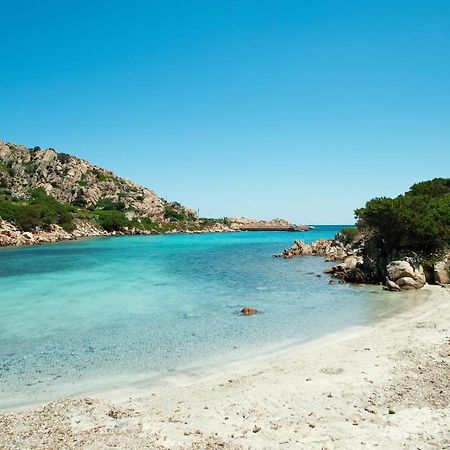 Cozy Apartment In La Maddalena With Kitchen Exterior photo